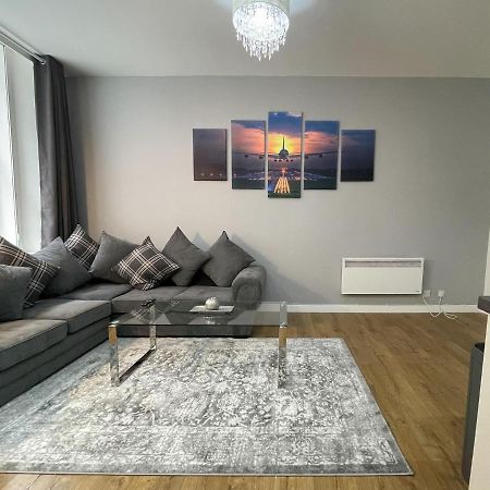 Exquisite 2Br Flat Near Central Train Station グラスゴー エクステリア 写真